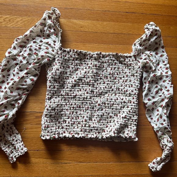 Reformation Rose Scrunchie Top, Size M, NWOT - Picture 4 of 6